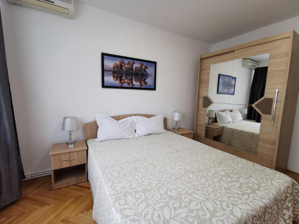 Apartament Carla-Maria Deva Exterior photo