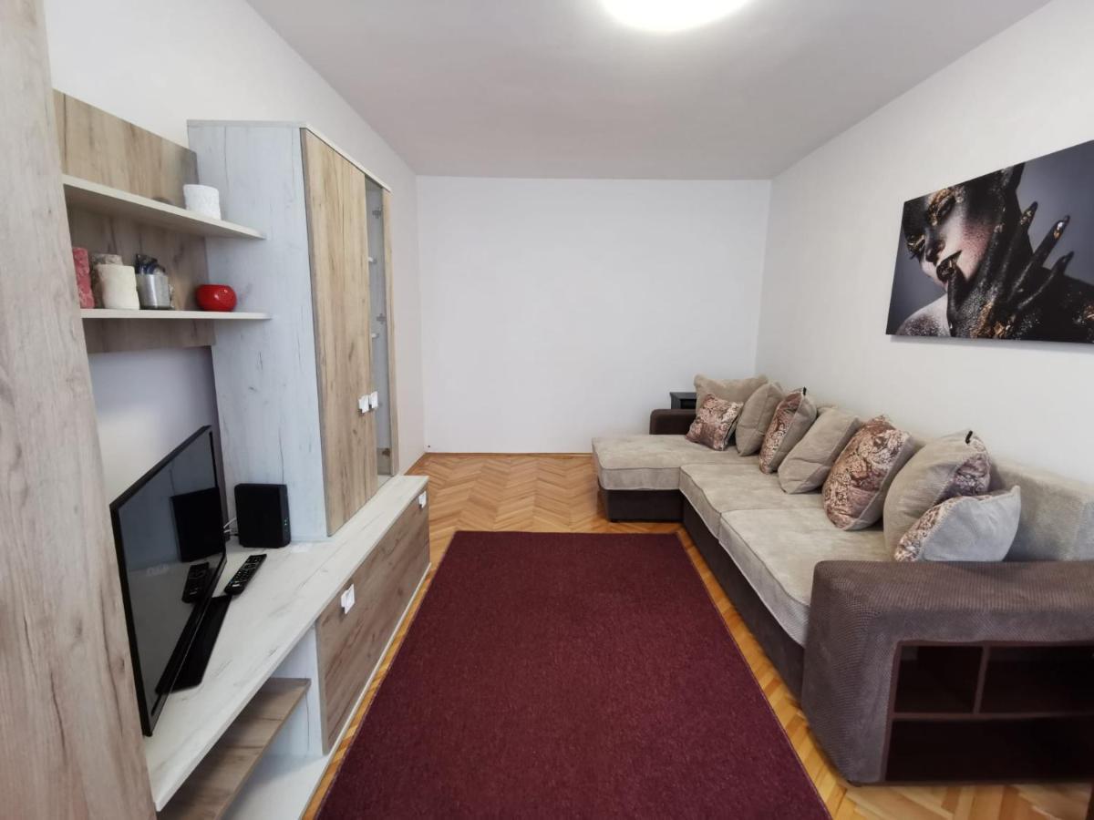 Apartament Carla-Maria Deva Exterior photo
